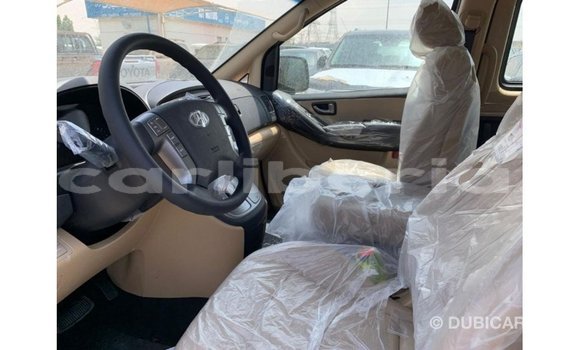 Acheter Import Voiture Hyundai Accent Blanc à Import - Dubai, Comté de Bomi Acheter Import Voiture Hyundai Accent Blanc à Import - Dubai, Comté de Bomi
