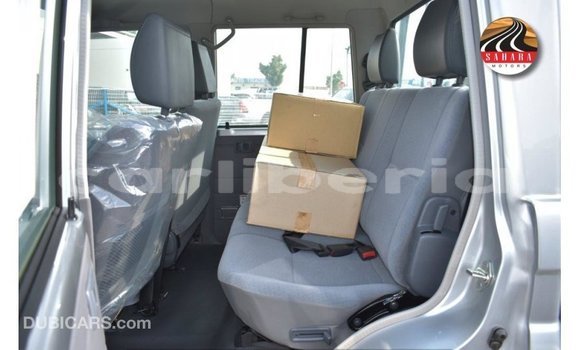 Acheter Import Voiture Toyota Land Cruiser Autre à Import - Dubai, Comté de Bomi Acheter Import Voiture Toyota Land Cruiser Autre à Import - Dubai, Comté de Bomi