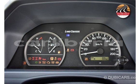 Acheter Import Voiture Toyota Land Cruiser Autre à Import - Dubai, Comté de Bomi Acheter Import Voiture Toyota Land Cruiser Autre à Import - Dubai, Comté de Bomi