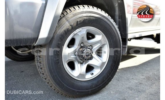 Acheter Import Voiture Toyota Land Cruiser Autre à Import - Dubai, Comté de Bomi Acheter Import Voiture Toyota Land Cruiser Autre à Import - Dubai, Comté de Bomi