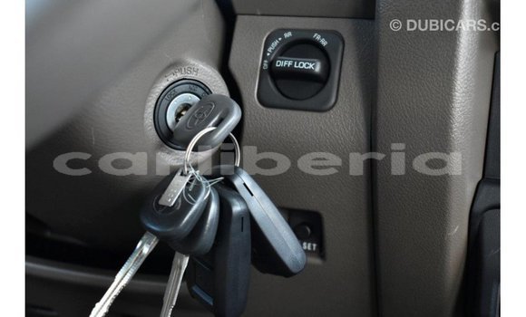 Acheter Import Voiture Toyota Land Cruiser Autre à Import - Dubai, Comté de Bomi Acheter Import Voiture Toyota Land Cruiser Autre à Import - Dubai, Comté de Bomi