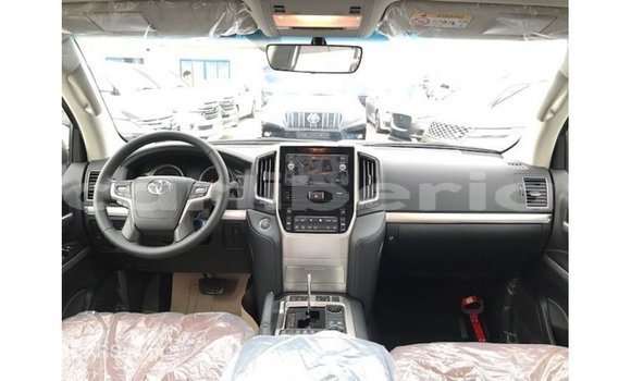 Buy Import Toyota Land Cruiser White Car in Import - Dubai in Bomi County Buy Import Toyota Land Cruiser White Car in Import - Dubai in Bomi County