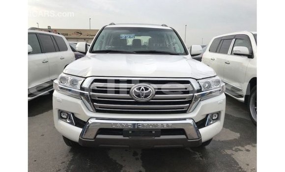 Buy Import Toyota Land Cruiser White Car in Import - Dubai in Bomi County Buy Import Toyota Land Cruiser White Car in Import - Dubai in Bomi County
