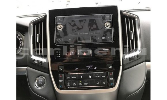 Buy Import Toyota Land Cruiser White Car in Import - Dubai in Bomi County Buy Import Toyota Land Cruiser White Car in Import - Dubai in Bomi County