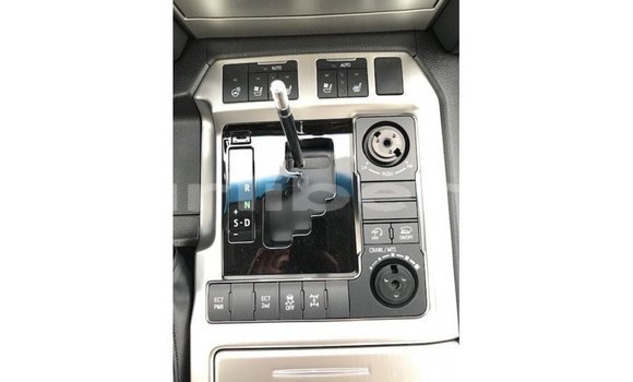 Buy Import Toyota Land Cruiser White Car in Import - Dubai in Bomi County Buy Import Toyota Land Cruiser White Car in Import - Dubai in Bomi County