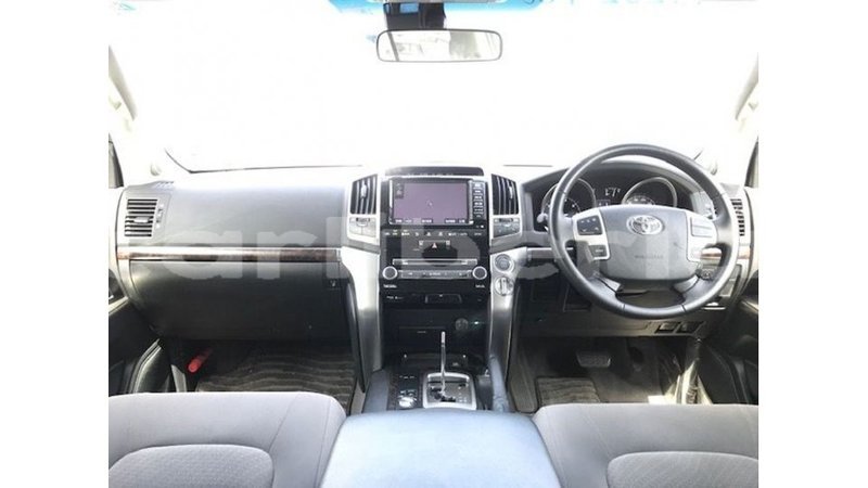 Big with watermark toyota land cruiser bomi county import dubai 3542