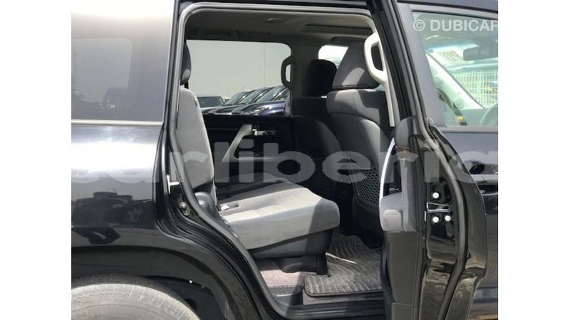 Big with watermark toyota land cruiser bomi county import dubai 3542