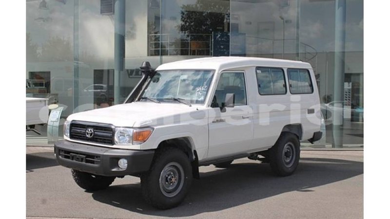 Big with watermark toyota land cruiser bomi county import dubai 3545