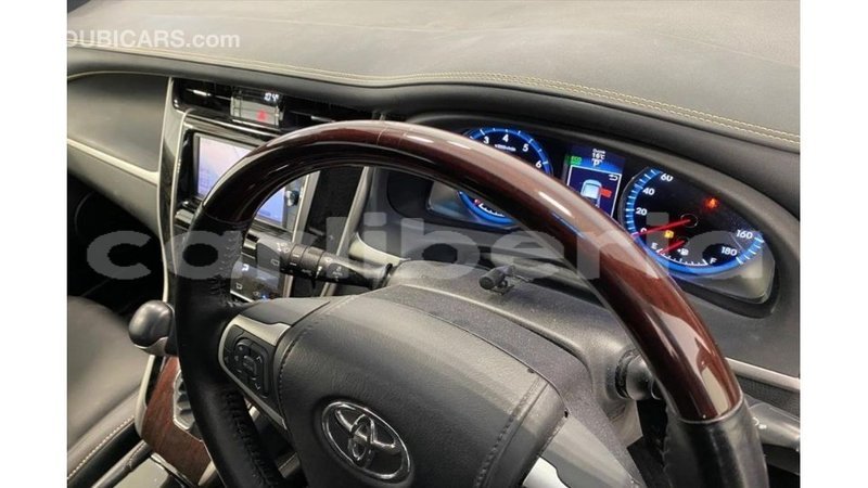 Big with watermark toyota harrier bomi county import dubai 3549