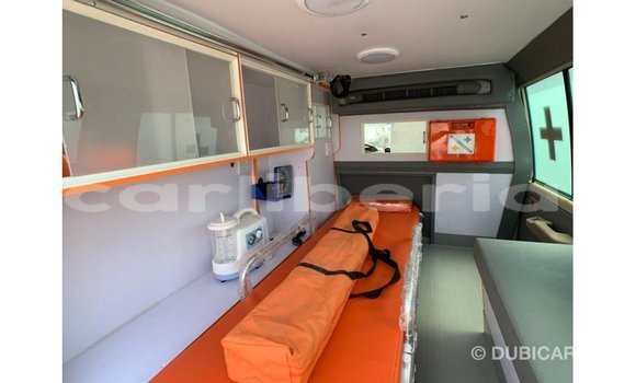 Acheter Import Utilitaire Toyota DA Beige à Import - Dubai, Comté de Bomi Acheter Import Utilitaire Toyota DA Beige à Import - Dubai, Comté de Bomi