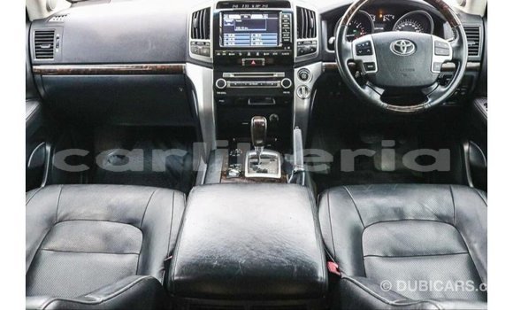 Buy Import Toyota Land Cruiser White Car in Import - Dubai in Bomi County Buy Import Toyota Land Cruiser White Car in Import - Dubai in Bomi County