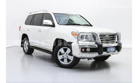 Buy Import Toyota Land Cruiser White Car in Import - Dubai in Bomi County Buy Import Toyota Land Cruiser White Car in Import - Dubai in Bomi County