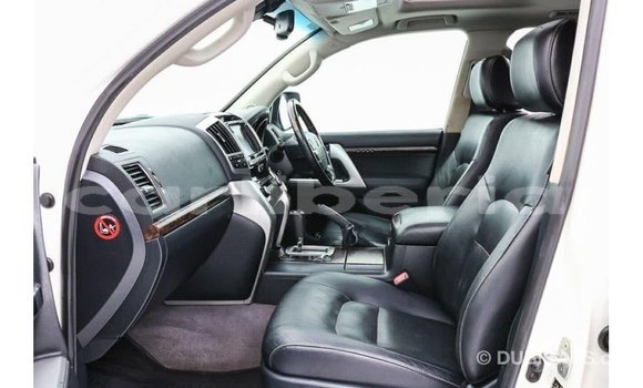 Buy Import Toyota Land Cruiser White Car in Import - Dubai in Bomi County Buy Import Toyota Land Cruiser White Car in Import - Dubai in Bomi County