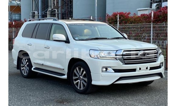 Buy Import Toyota Land Cruiser White Car in Import - Dubai in Bomi County Buy Import Toyota Land Cruiser White Car in Import - Dubai in Bomi County