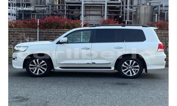 Buy Import Toyota Land Cruiser White Car in Import - Dubai in Bomi County Buy Import Toyota Land Cruiser White Car in Import - Dubai in Bomi County