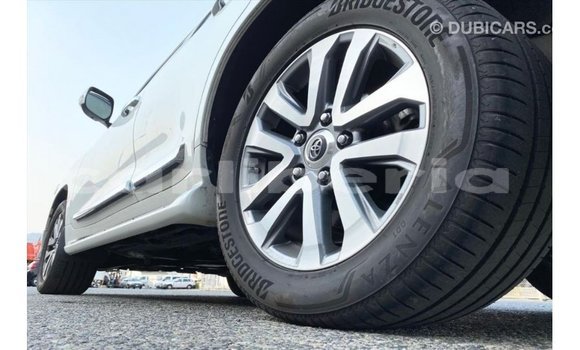 Buy Import Toyota Land Cruiser White Car in Import - Dubai in Bomi County Buy Import Toyota Land Cruiser White Car in Import - Dubai in Bomi County