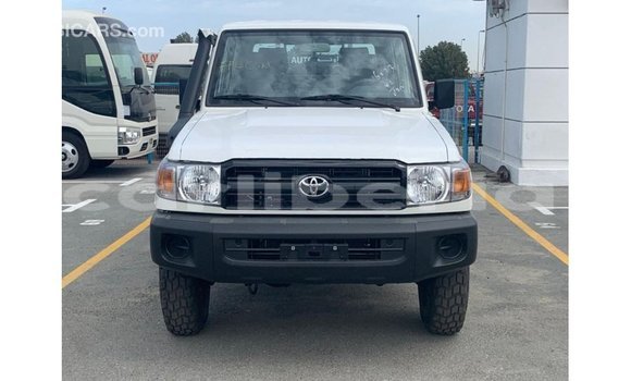 Buy Import Toyota Land Cruiser White Car in Import - Dubai in Bomi County Buy Import Toyota Land Cruiser White Car in Import - Dubai in Bomi County