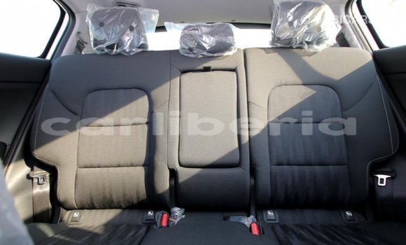 Buy Import Kia Sportage White Car in Import - Dubai in Bomi County Buy Import Kia Sportage White Car in Import - Dubai in Bomi County