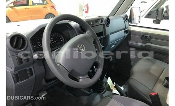 Buy Import Toyota Land Cruiser White Car in Import - Dubai in Bomi County Buy Import Toyota Land Cruiser White Car in Import - Dubai in Bomi County