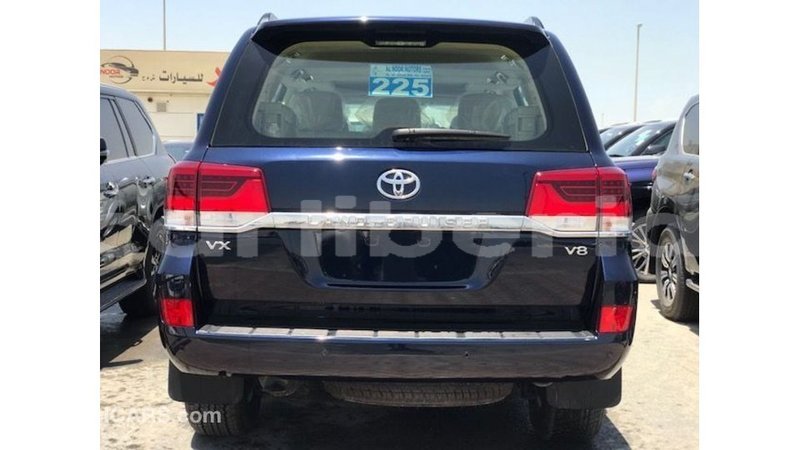 Big with watermark toyota land cruiser bomi county import dubai 3601