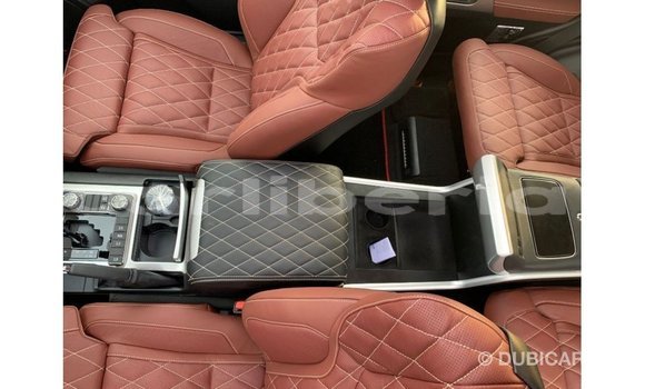 Acheter Import Voiture Toyota Land Cruiser Noir à Import - Dubai, Comté de Bomi Acheter Import Voiture Toyota Land Cruiser Noir à Import - Dubai, Comté de Bomi