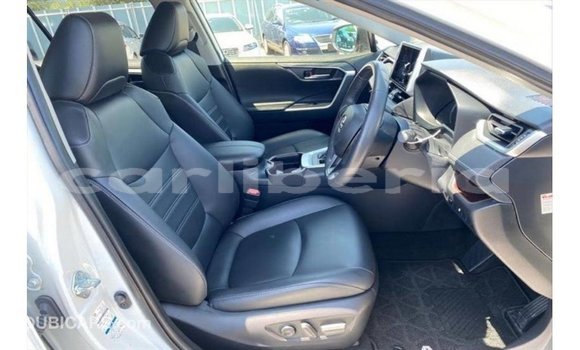 Buy Import Toyota HiAce White Truck in Import - Dubai in Bomi County Buy Import Toyota HiAce White Truck in Import - Dubai in Bomi County