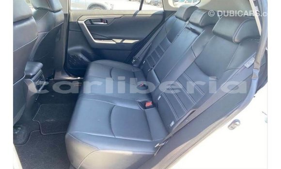 Buy Import Toyota HiAce White Truck in Import - Dubai in Bomi County Buy Import Toyota HiAce White Truck in Import - Dubai in Bomi County