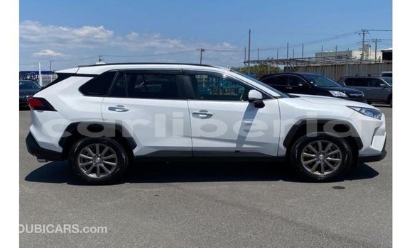 Buy Import Toyota HiAce White Truck in Import - Dubai in Bomi County Buy Import Toyota HiAce White Truck in Import - Dubai in Bomi County