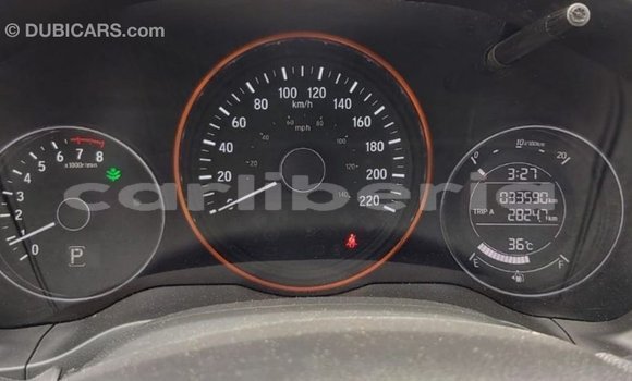 Buy Import Honda C White Bike in Import - Dubai in Bomi County Buy Import Honda C White Bike in Import - Dubai in Bomi County