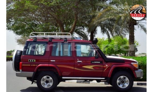 Acheter Import Voiture Toyota Land Cruiser Rouge à Import - Dubai, Comté de Bomi Acheter Import Voiture Toyota Land Cruiser Rouge à Import - Dubai, Comté de Bomi