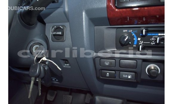 Acheter Import Voiture Toyota Land Cruiser Beige à Import - Dubai, Comté de Bomi Acheter Import Voiture Toyota Land Cruiser Beige à Import - Dubai, Comté de Bomi