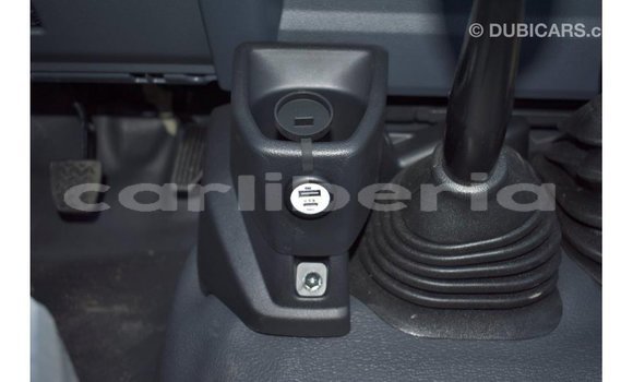 Acheter Import Voiture Toyota Land Cruiser Beige à Import - Dubai, Comté de Bomi Acheter Import Voiture Toyota Land Cruiser Beige à Import - Dubai, Comté de Bomi