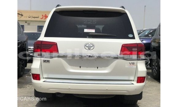 Buy Import Toyota Land Cruiser White Car in Import - Dubai in Bomi County Buy Import Toyota Land Cruiser White Car in Import - Dubai in Bomi County