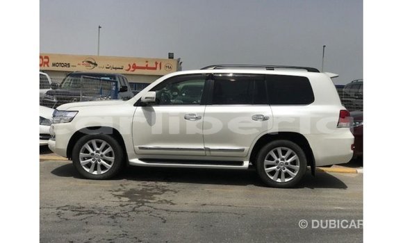 Buy Import Toyota Land Cruiser White Car in Import - Dubai in Bomi County Buy Import Toyota Land Cruiser White Car in Import - Dubai in Bomi County