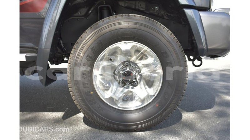 Big with watermark toyota land cruiser bomi county import dubai 3627