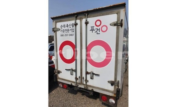 Buy Import Kia Carens White Car in Import - Dubai in Bomi County Buy Import Kia Carens White Car in Import - Dubai in Bomi County