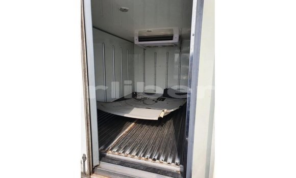 Buy Import Kia Carens White Car in Import - Dubai in Bomi County Buy Import Kia Carens White Car in Import - Dubai in Bomi County