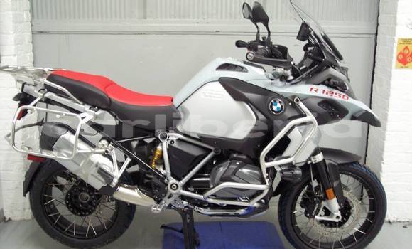 Buy New BMW R1200GS Adventure Red Bike in Monrovia in Montserrado County Buy New BMW R1200GS Adventure Red Bike in Monrovia in Montserrado County