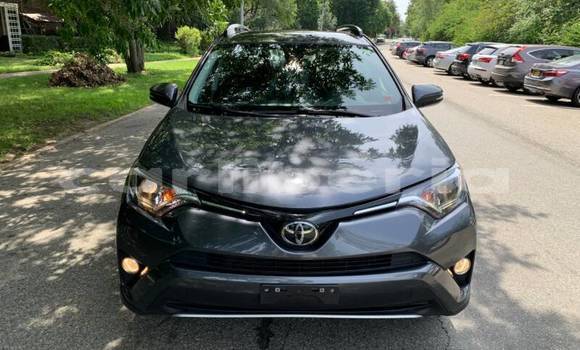 Buy Used Toyota RAV4 Beige Car in Monrovia in Montserrado County Buy Used Toyota RAV4 Beige Car in Monrovia in Montserrado County
