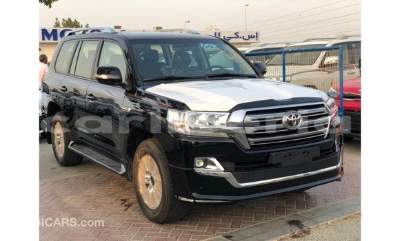 Acheter Import Voiture Toyota Land Cruiser Noir à Import - Dubai, Comté de Bomi Acheter Import Voiture Toyota Land Cruiser Noir à Import - Dubai, Comté de Bomi