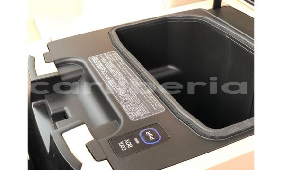 Acheter Import Voiture Toyota Land Cruiser Noir à Import - Dubai, Comté de Bomi Acheter Import Voiture Toyota Land Cruiser Noir à Import - Dubai, Comté de Bomi