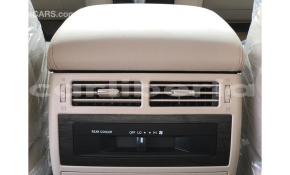 Acheter Import Voiture Toyota Land Cruiser Noir à Import - Dubai, Comté de Bomi Acheter Import Voiture Toyota Land Cruiser Noir à Import - Dubai, Comté de Bomi