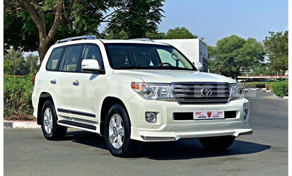 Buy Import Toyota Land Cruiser White Car in Import - Dubai in Bomi County Buy Import Toyota Land Cruiser White Car in Import - Dubai in Bomi County