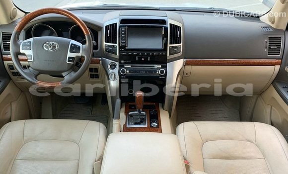 Buy Import Toyota Land Cruiser White Car in Import - Dubai in Bomi County Buy Import Toyota Land Cruiser White Car in Import - Dubai in Bomi County