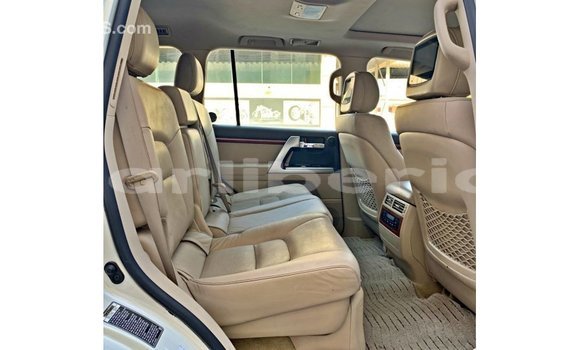 Buy Import Toyota Land Cruiser White Car in Import - Dubai in Bomi County Buy Import Toyota Land Cruiser White Car in Import - Dubai in Bomi County