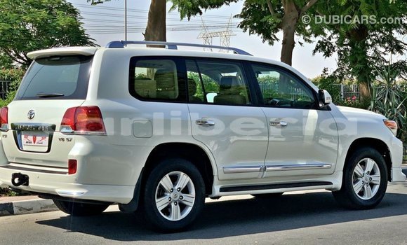 Buy Import Toyota Land Cruiser White Car in Import - Dubai in Bomi County Buy Import Toyota Land Cruiser White Car in Import - Dubai in Bomi County