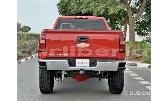 Acheter Import Voiture Chevrolet Silverado Rouge à Import - Dubai, Comté de Bomi Acheter Import Voiture Chevrolet Silverado Rouge à Import - Dubai, Comté de Bomi