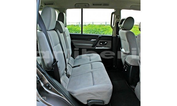 Buy Import Mitsubishi Pajero Brown Car in Import - Dubai in Bomi County Buy Import Mitsubishi Pajero Brown Car in Import - Dubai in Bomi County