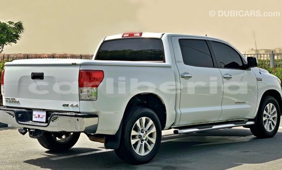 Acheter Import Voiture Toyota Tundra Blanc à Import - Dubai, Comté de Bomi Acheter Import Voiture Toyota Tundra Blanc à Import - Dubai, Comté de Bomi