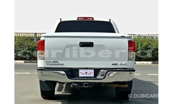 Acheter Import Voiture Toyota Tundra Blanc à Import - Dubai, Comté de Bomi Acheter Import Voiture Toyota Tundra Blanc à Import - Dubai, Comté de Bomi